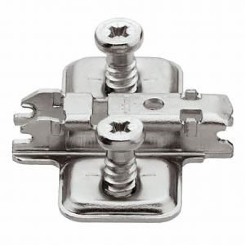 Clip Cruciform Mounting Plate With Elongated Hole